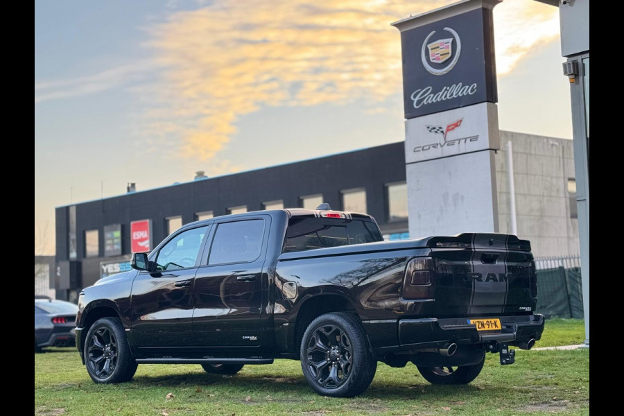 Dodge Ram Pick Up BJ2024 5.7 V8 4x4 Laramie Night Limited Pack 22inch / PANO / LPG / NL-AUTO