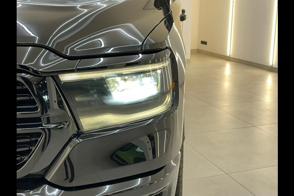 Dodge Ram Pick Up BJ2024 5.7 V8 4x4 Laramie Night Limited Pack 22inch / PANO / LPG / NL-AUTO