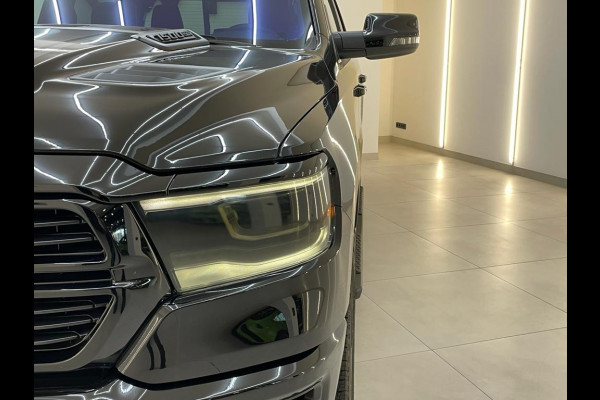 Dodge Ram Pick Up BJ2024 5.7 V8 4x4 Laramie Night Limited Pack 22inch / PANO / LPG / NL-AUTO
