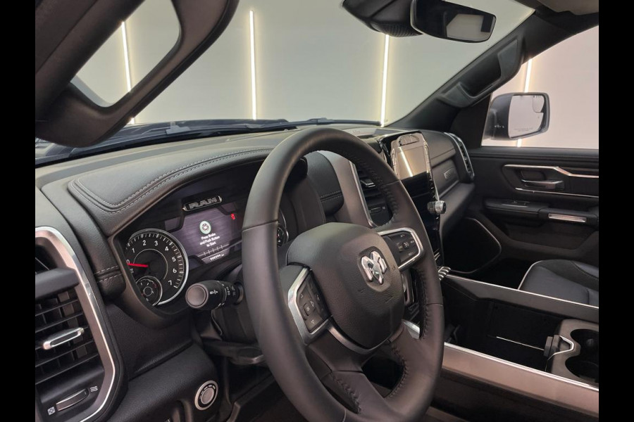 RAM 1500 BJ2024 5.7 V8 4x4 Laramie Night Limited Pack 22inch / PANO / LPG / NL-AUTO