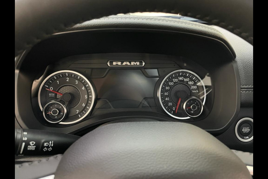 RAM 1500 BJ2024 5.7 V8 4x4 Laramie Night Limited Pack 22inch / PANO / LPG / NL-AUTO