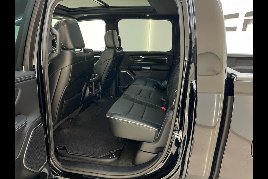 RAM 1500 BJ2024 5.7 V8 4x4 Laramie Night Limited Pack 22inch / PANO / LPG / NL-AUTO