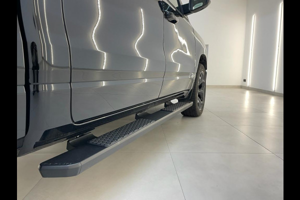 RAM 1500 BJ2024 5.7 V8 4x4 Laramie Night Limited Pack 22inch / PANO / LPG / NL-AUTO
