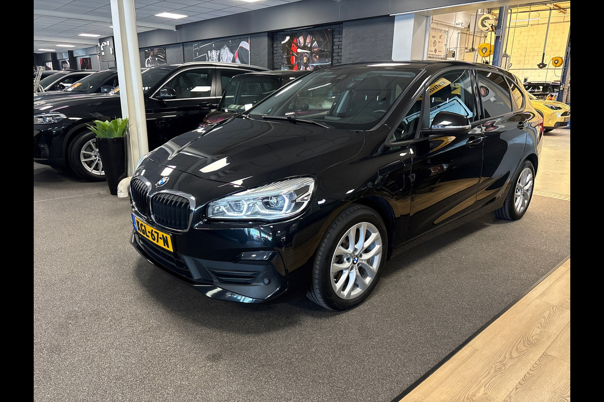 BMW 2 Serie Active Tourer 225xe iPerformance High Executive,pano/navi/camera/stoelverw/elec klep