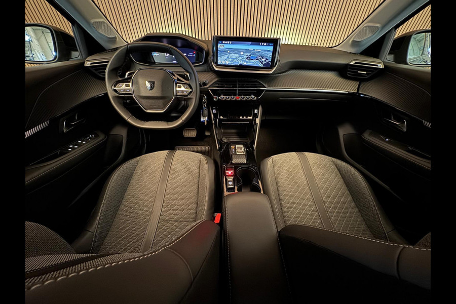 Peugeot 208 1.2 PureTech 100 PK Aut. Allure | Carplay | Navi | PDC | Incl. garantie
