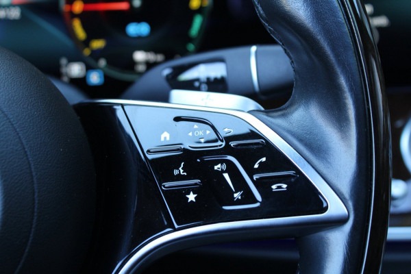 Mercedes-Benz E-Klasse Estate 300 e 320pk AMG Line AUTOMAAT PHEV SoH 99% Burmester Panoramadak