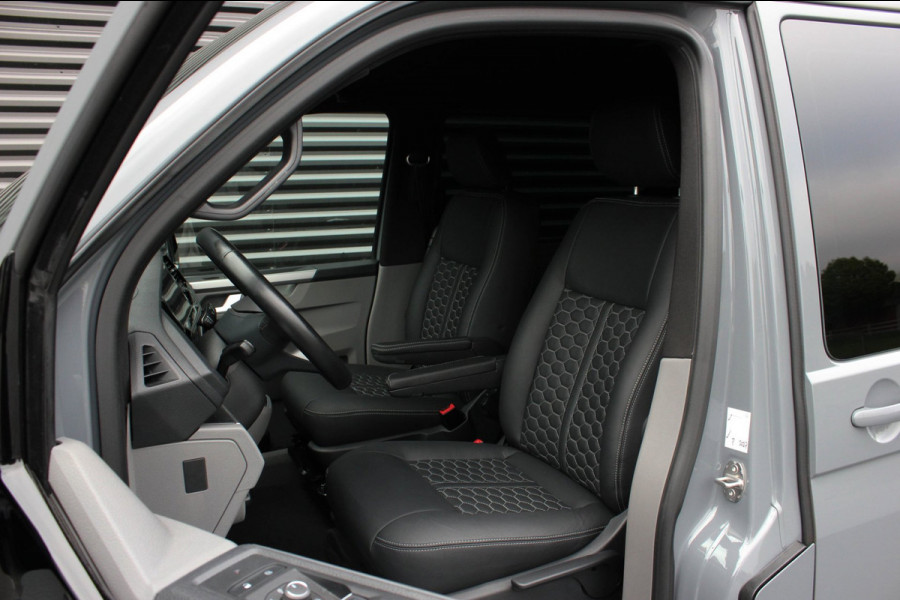 Volkswagen Transporter 2.0 TDI L2H1 BULLI 204PK DC DUBBEL CABINE / ALCANTARE HEMEL / FULL OPTIONS / LEDER / FULL BLACK / APPLE