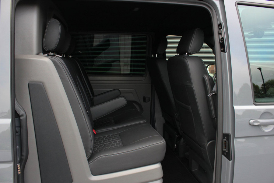 Volkswagen Transporter 2.0 TDI L2H1 BULLI 204PK DC DUBBEL CABINE / ALCANTARE HEMEL / FULL OPTIONS / LEDER / FULL BLACK / APPLE