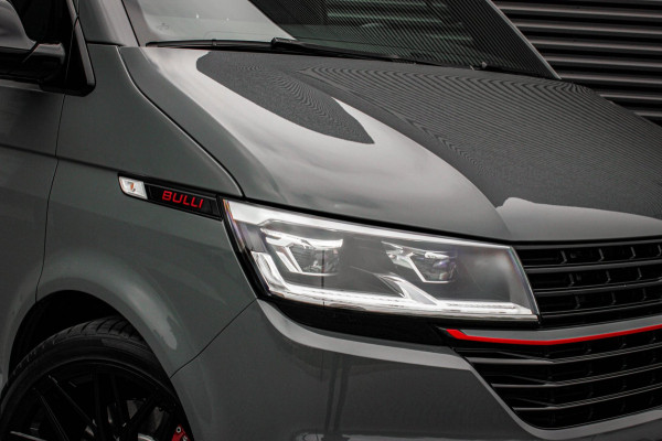 Volkswagen Transporter 2.0 TDI L2H1 BULLI 204PK DC DUBBEL CABINE / ALCANTARE HEMEL / FULL OPTIONS / LEDER / FULL BLACK / APPLE
