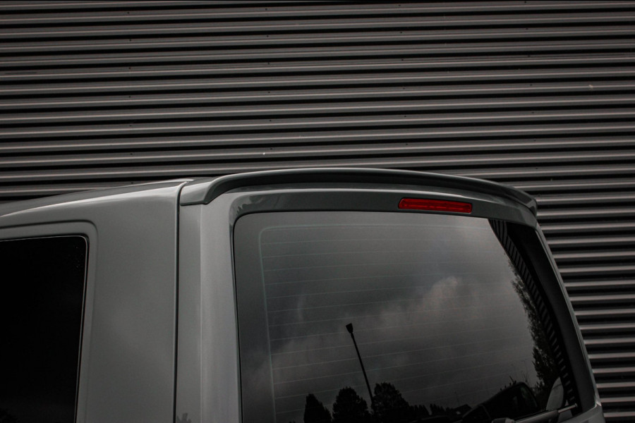 Volkswagen Transporter 2.0 TDI L2H1 BULLI 204PK DC DUBBEL CABINE / ALCANTARE HEMEL / FULL OPTIONS / LEDER / FULL BLACK / APPLE