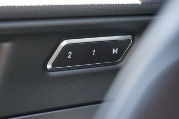 Lynk & Co 01 262PK PHEV automaat | PANO | 360° CAMERA | 2023 | INFINITY