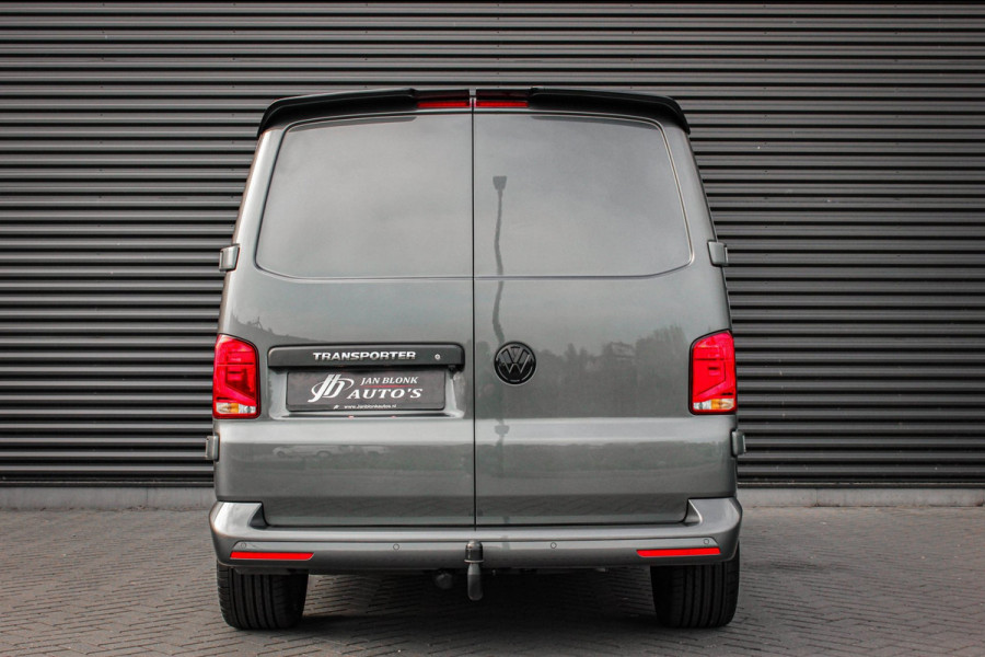Volkswagen Transporter 2.0 TDI L2H1 150PK JB- EDITION DSG / PDC / VERLAGINGSVEREN / LEDEREN BEKLEDING / FULL / APPLE CARPLAY /NAVI