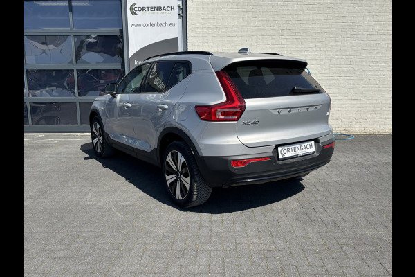 Volvo XC40 Recharge Ultimate 70 kWh | Zwenkbare trekhaak | Panorama dak | Adaptieve cruise | Harman Kardon | Memory |