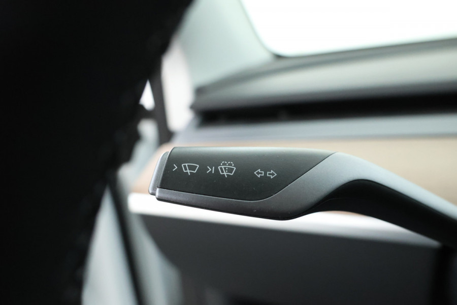 Tesla Model Y Long Range AWD 75 kWh Ruim 500Pk, Panorama, Climate,