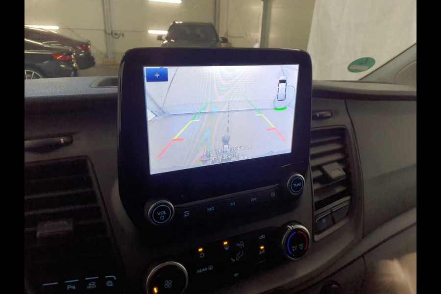 Ford Transit Custom 300 2.0 TDCI L1H1 Trend | 130pk | Trekhaak | Navigatie | Achteruitrijcamera | Lederen Bekleding