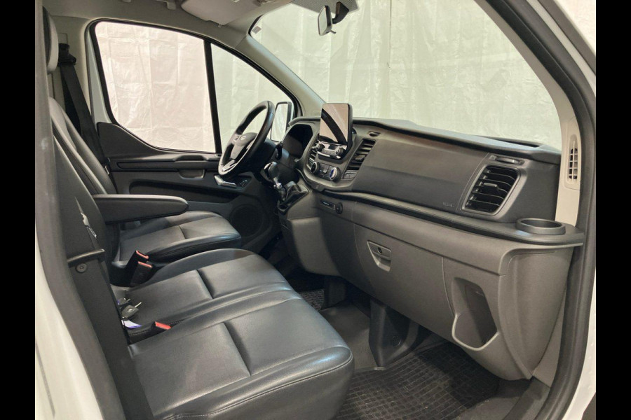 Ford Transit Custom 300 2.0 TDCI L1H1 Trend | 130pk | Trekhaak | Navigatie | Achteruitrijcamera | Lederen Bekleding