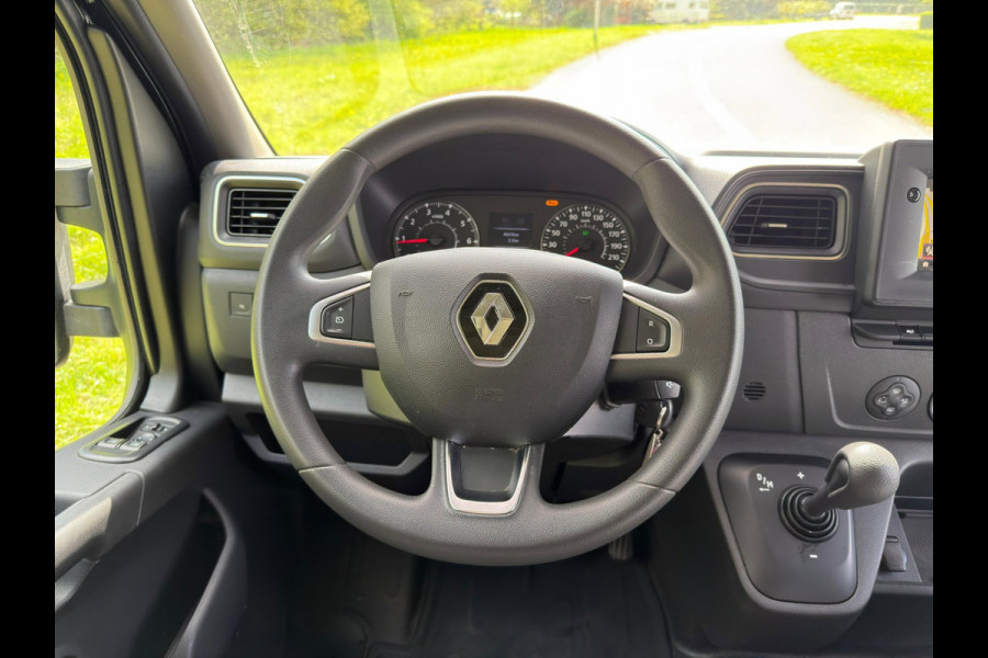 Renault Master T35 2.3 dCi 180 L3H2 Red / Aut / Marge