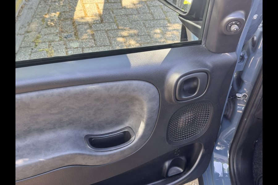 Fiat Panda 1.0 Hybrid Cross |1e Eigenaar, Carplay/Android, DAB, Cruise, Clima, Stoelverw. | Dealeronderhhouden | NAP |