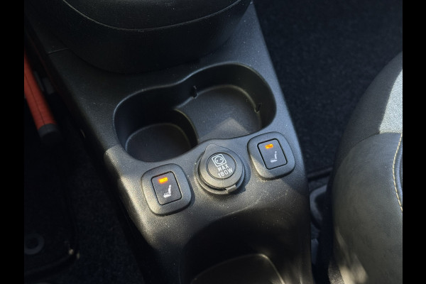 Fiat Panda 1.0 Hybrid Cross |1e Eigenaar, Carplay/Android, DAB, Cruise, Clima, Stoelverw. | Dealeronderhhouden | NAP |