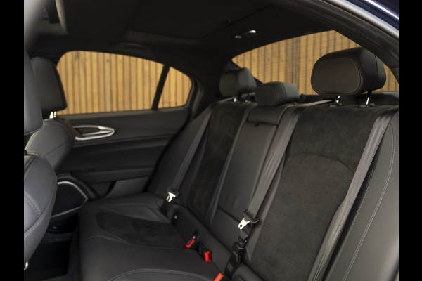 Alfa Romeo Giulia 2.0T 280pk Veloce Ti Q2 | Pano-dak | Blu Montecarlo | Race-mode