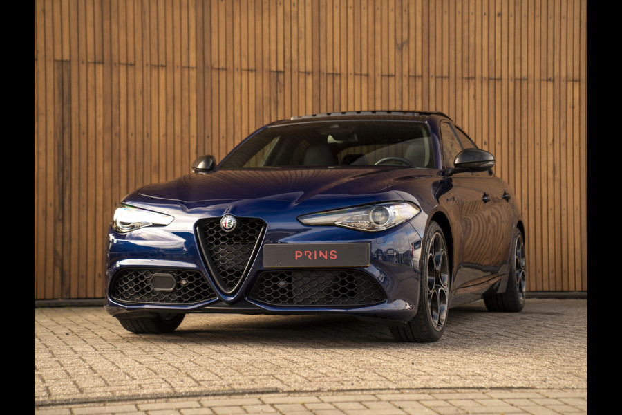 Alfa Romeo Giulia 2.0T 280pk Veloce Ti Q2 | Pano-dak | Blu Montecarlo | Race-mode