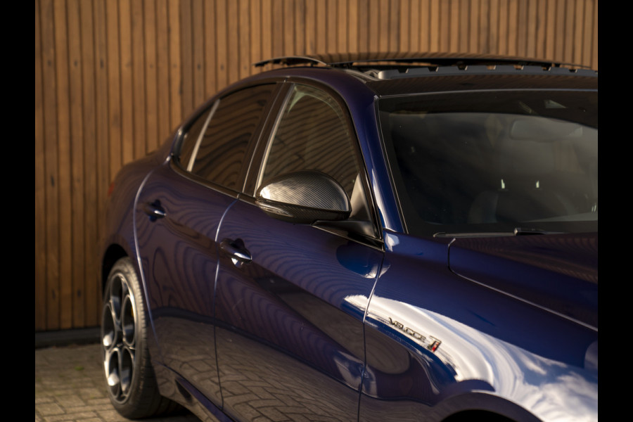 Alfa Romeo Giulia 2.0T 280pk Veloce Ti Q2 | Pano-dak | Blu Montecarlo | Race-mode