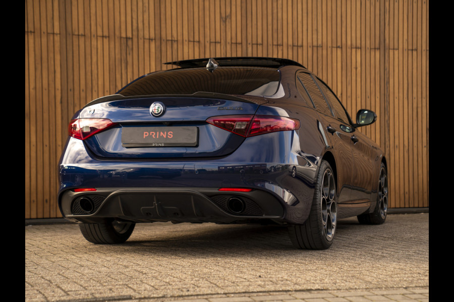 Alfa Romeo Giulia 2.0T 280pk Veloce Ti Q2 | Pano-dak | Blu Montecarlo | Race-mode