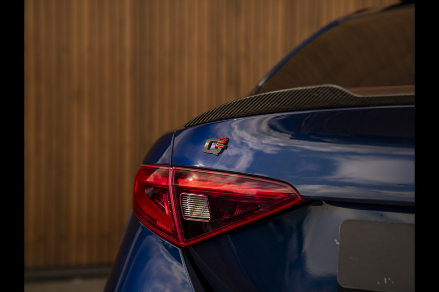 Alfa Romeo Giulia 2.0T 280pk Veloce Ti Q2 | Pano-dak | Blu Montecarlo | Race-mode