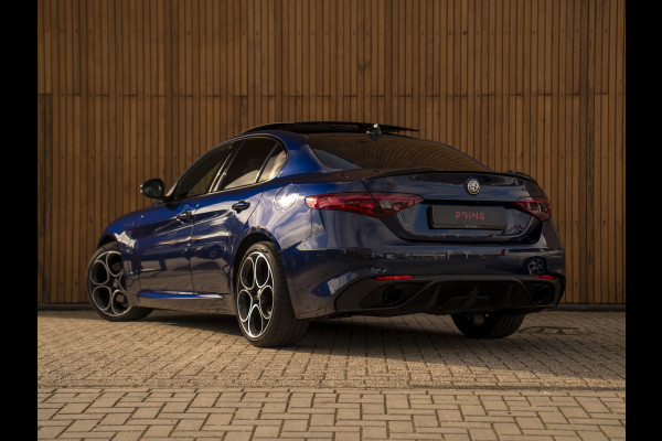 Alfa Romeo Giulia 2.0T 280pk Veloce Ti Q2 | Pano-dak | Blu Montecarlo | Race-mode