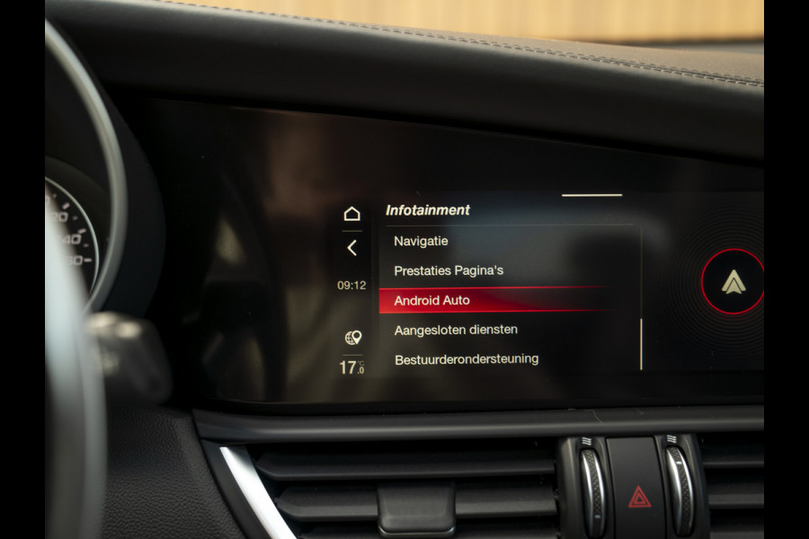 Alfa Romeo Giulia 2.0T 280pk Veloce Ti Q2 | Pano-dak | Blu Montecarlo | Race-mode