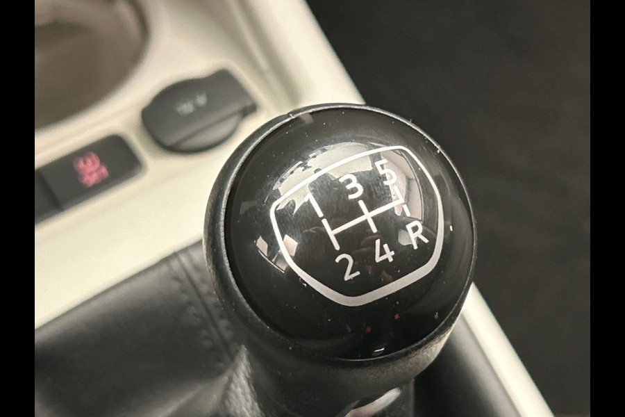 Volkswagen up! 1.0 BMT move up! | origineel NL | 5-Drs | Airco | Carplay | Cruise/Control | PDC |