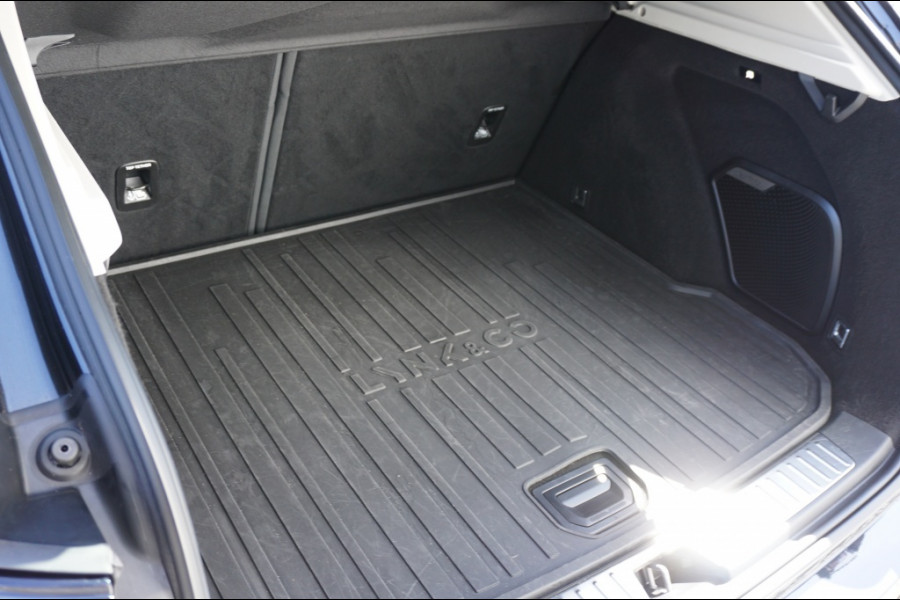 Lynk & Co 01 262PK PHEV Automaat | SCHUIFDAK | CARPLAY | 360CAMERA | 33.812KM