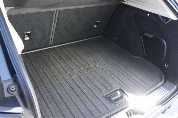 Lynk & Co 01 262PK PHEV Automaat | SCHUIFDAK | CARPLAY | 360CAMERA | 33.812KM