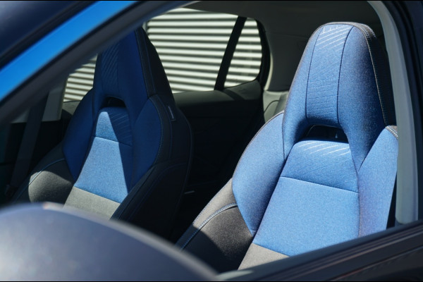 Lynk & Co 01 262PK PHEV Automaat | SCHUIFDAK | CARPLAY | 360CAMERA | 33.812KM