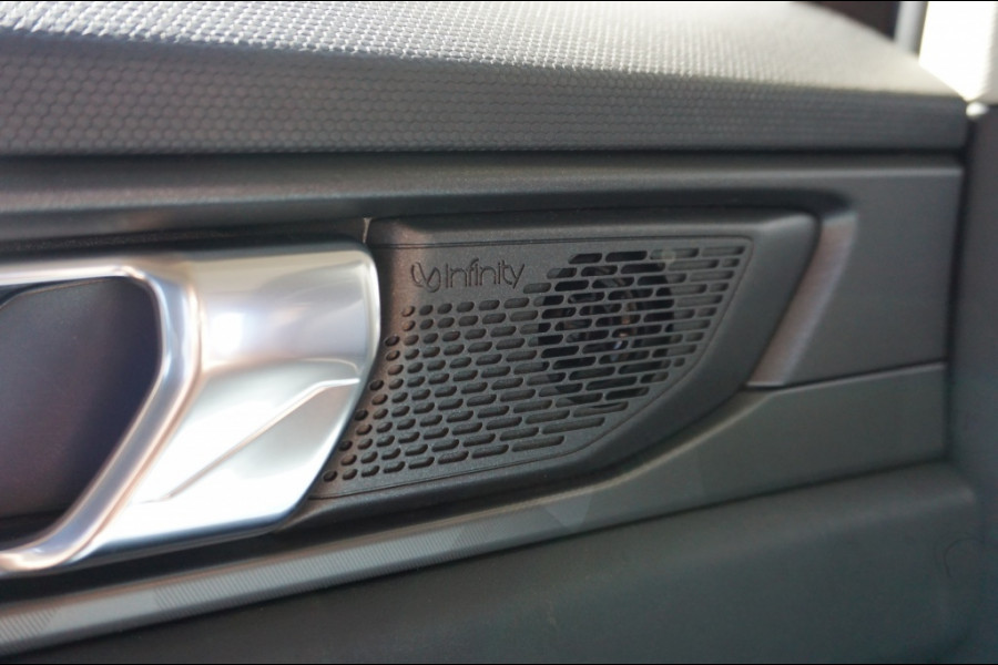 Lynk & Co 01 262PK PHEV Automaat | SCHUIFDAK | CARPLAY | 360CAMERA | 33.812KM