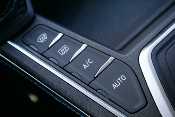 Lynk & Co 01 262PK PHEV Automaat | SCHUIFDAK | CARPLAY | 360CAMERA | 33.812KM