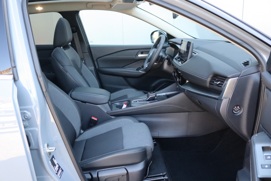 Nissan QASHQAI 1.3DIG-T MHEV 158PK Automaat N-Connecta Panoramadak/Winter-pack/Elektr.-klep/Head-Up/Adapt.-cruise