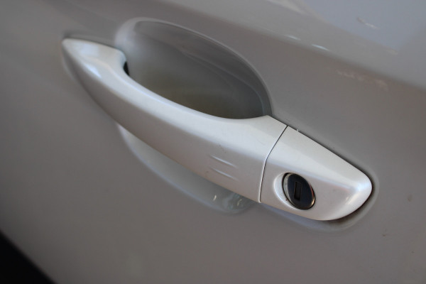 Opel Grandland X 1.2 Turbo Innovation | Trekhaak | BLIS | Panoramadak | Stoelverwarming/koeling | Origin NL