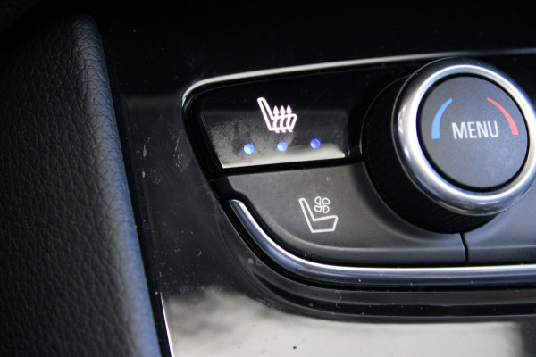 Opel Grandland X 1.2 Turbo Innovation | Trekhaak | BLIS | Panoramadak | Stoelverwarming/koeling | Origin NL