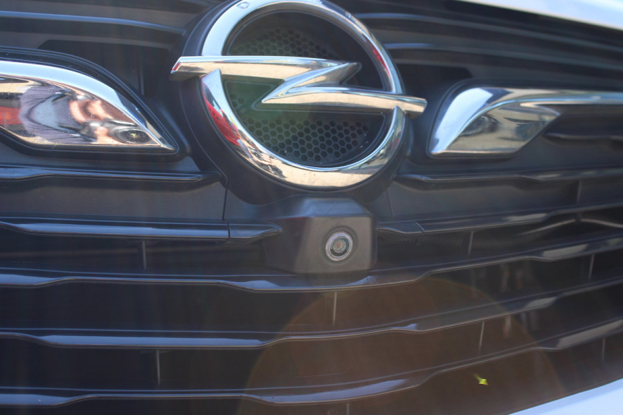 Opel Grandland X 1.2 Turbo Innovation | Trekhaak | BLIS | Panoramadak | Stoelverwarming/koeling | Origin NL