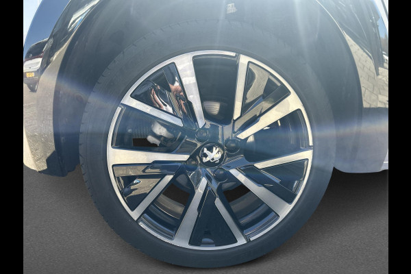 Peugeot 208 1.2 PureTech GT Pack Navigatie | Climate control | GT Pack