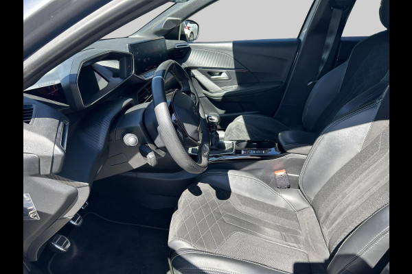 Peugeot 208 1.2 PureTech GT Pack Navigatie | Climate control | GT Pack