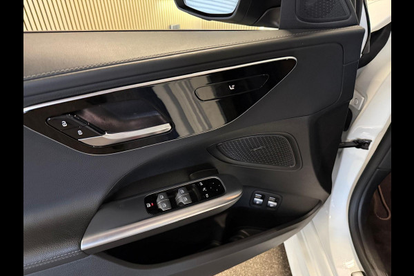 Mercedes-Benz C-Klasse Estate 300e AMG STYLING-PANORAMA-NIGHT-DODEHOEK-CAMERA-COMPL.