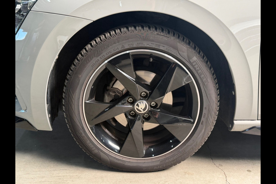 Škoda SCALA 1.5 TSI Business Edition MONTE CARLO|ACC|CRYSTAL LIGHTING|GLAZEN DAK|PDC|