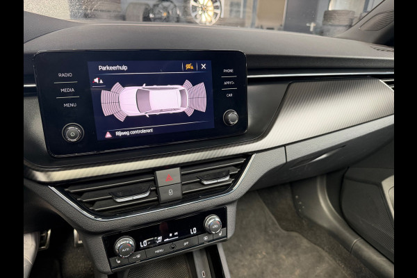 Škoda SCALA 1.5 TSI Business Edition MONTE CARLO|ACC|CRYSTAL LIGHTING|GLAZEN DAK|PDC|
