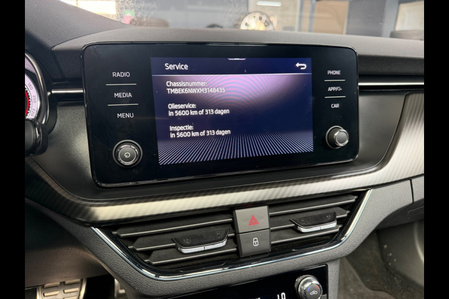 Škoda SCALA 1.5 TSI Business Edition MONTE CARLO|ACC|CRYSTAL LIGHTING|GLAZEN DAK|PDC|