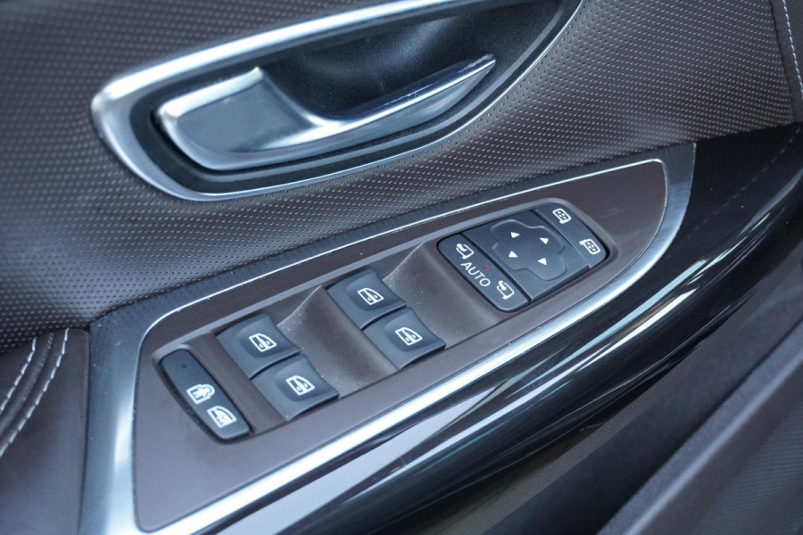 Renault Espace 1.8 TCe Initiale Paris 7p. 224PK ORIG. NEDERLANDS + AFN. TREKHAAK