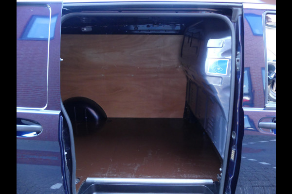 Mercedes-Benz Vito 114 CDI Lang Camera/Trekhaak/PDC/LEER