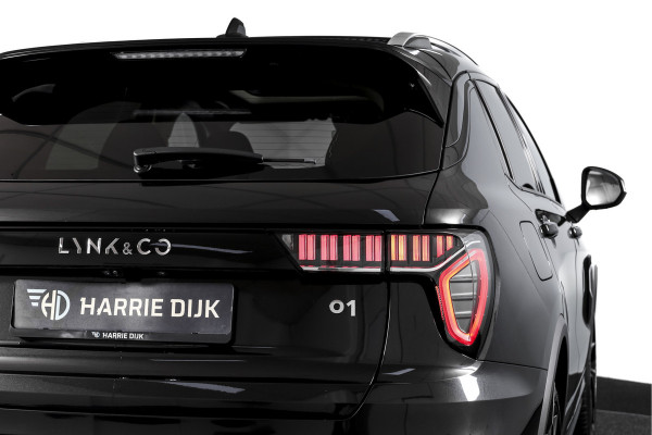 Lynk & Co 01 1.5 PHEV 261PK MY22 | Black Pakket | 360 Camera  | 7.4 kWh Boordlader | S/K-panodak | Adapt. Cruise | Memory | Elek. klep | LM 20" | 3585