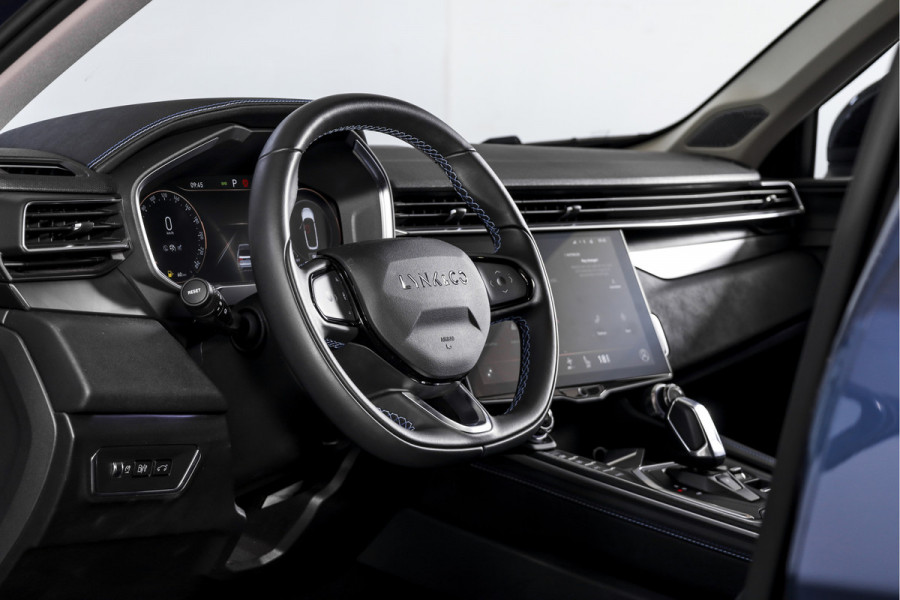 Lynk & Co 01 1.5 PHEV 261PK MY22 | Black Pakket | 360 Camera | S/K-panodak | Adapt. Cruise | Memory | Elek. klep | LM 20" | 8055